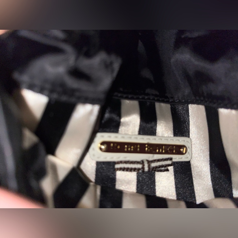 Henri Bendel Black Clutch with Gold Chain - Picture 5 of 9